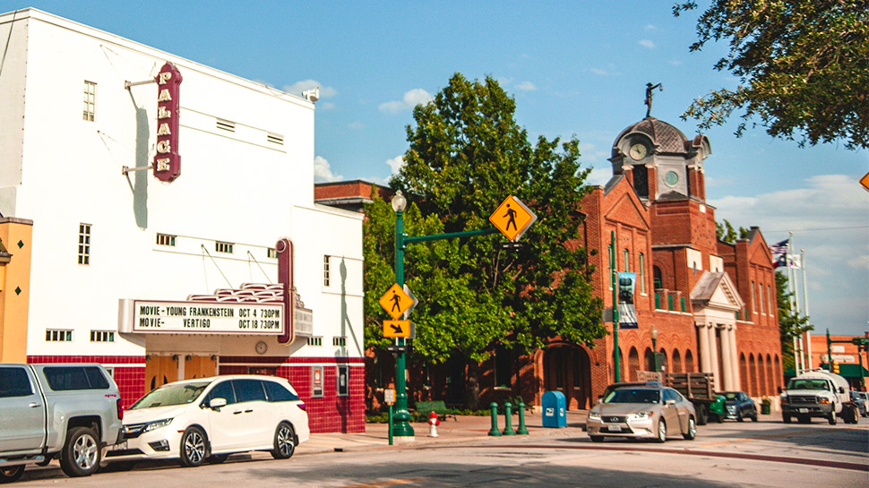 Downtown Grapevine, TX Entertainment District Grapevine Main